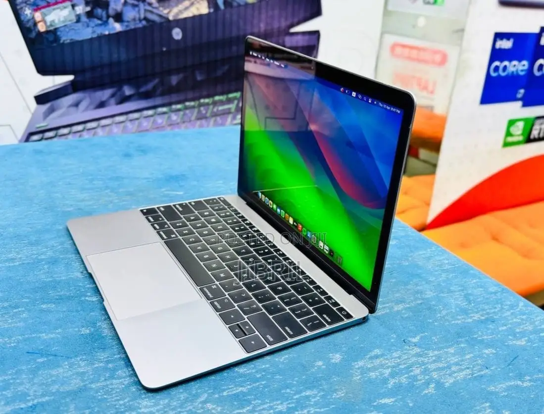 New Laptop Apple MacBook Air 2019 8GB Intel Core i5 SSD 128GB