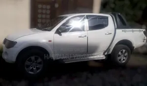 Mitsubishi L200 2008 White