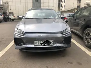 BYD E2 43 kWh 94 hp FWD 2025 Gray