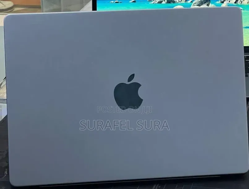 New Laptop Apple MacBook Pro 2021 M1 16GB Apple M1 Pro SSD 512GB