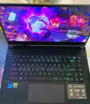 New Laptop MSI Stealth 16 AI Studio 16GB Intel Core i7 SSD 512GB