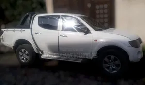 Mitsubishi L200 Double Cab 2.5 136hp 4WD 2008 White