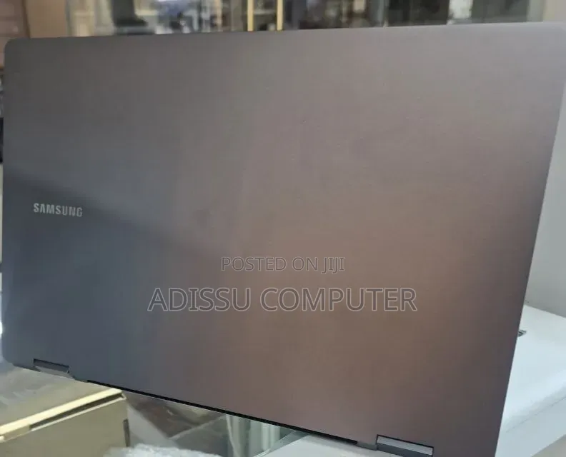 New Laptop Samsung NP-X360 16GB Intel Core Ultra 7 SSD 512GB