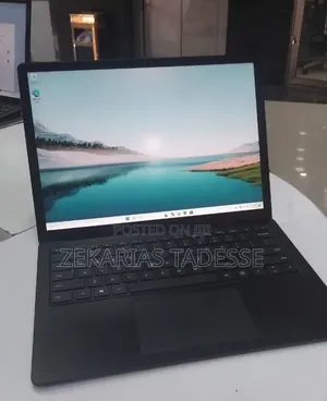 New Laptop Microsoft Surface Laptop 3 8GB Intel Core i5 SSD 256GB