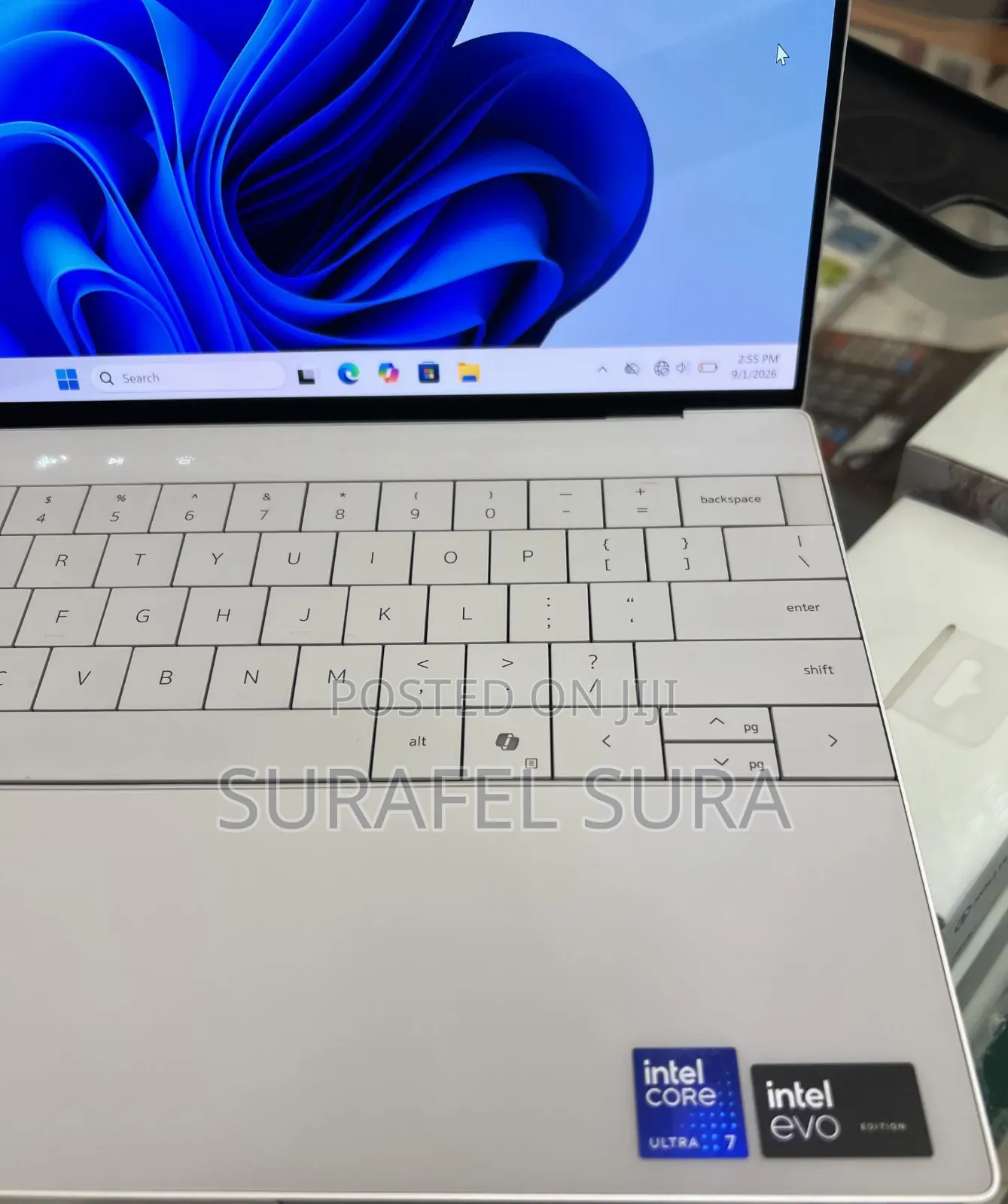 New Laptop Dell XPS 13 16GB Intel Core Ultra 7 SSD 512GB