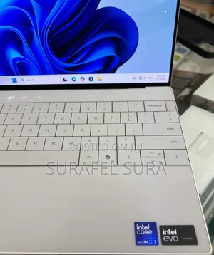 New Laptop Dell XPS 13 16GB Intel Core Ultra 7 SSD 512GB