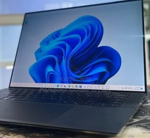 New Laptop Dell Precision 5540 16GB Intel Core i7 SSD 512GB