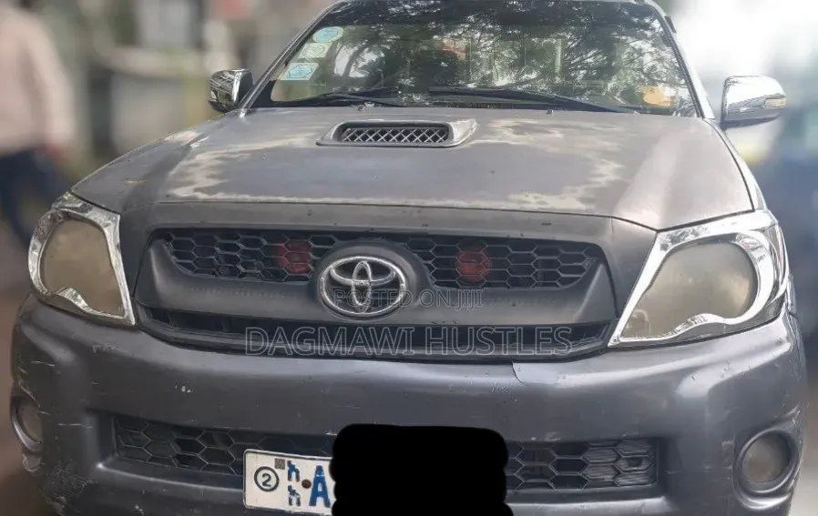 Toyota Hilux 2.5 D-4D Extra Cab 2008 Gray