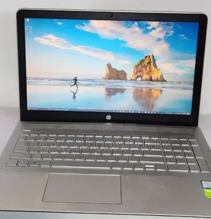 New Laptop HP Pavilion 15 8GB Intel Core i5 SSD 1T