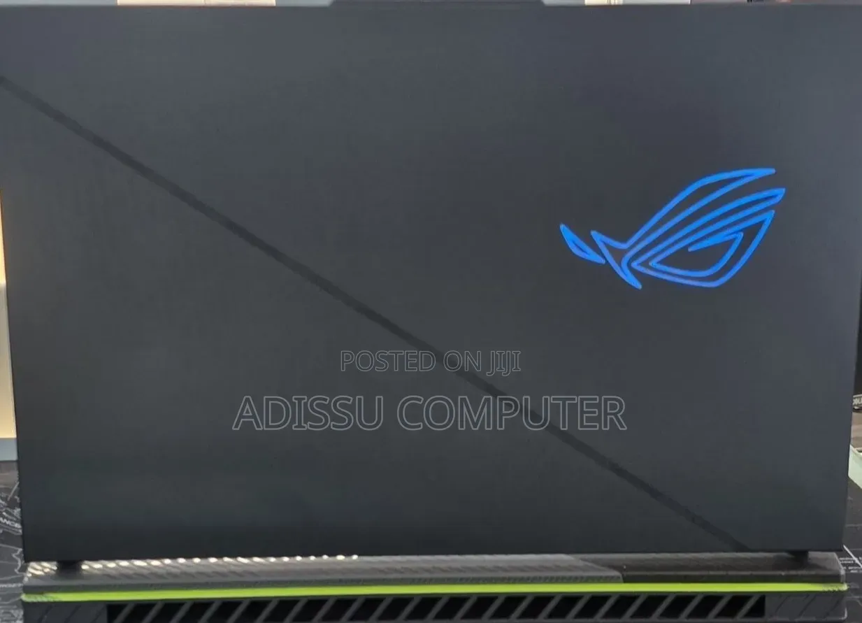 New Laptop Asus ROG Strix G15 16GB Intel Core i9 SSD 1T