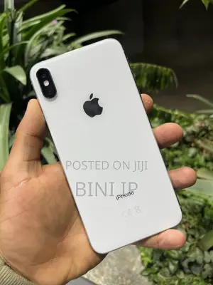 New Apple iPhone XS Max 256 GB White