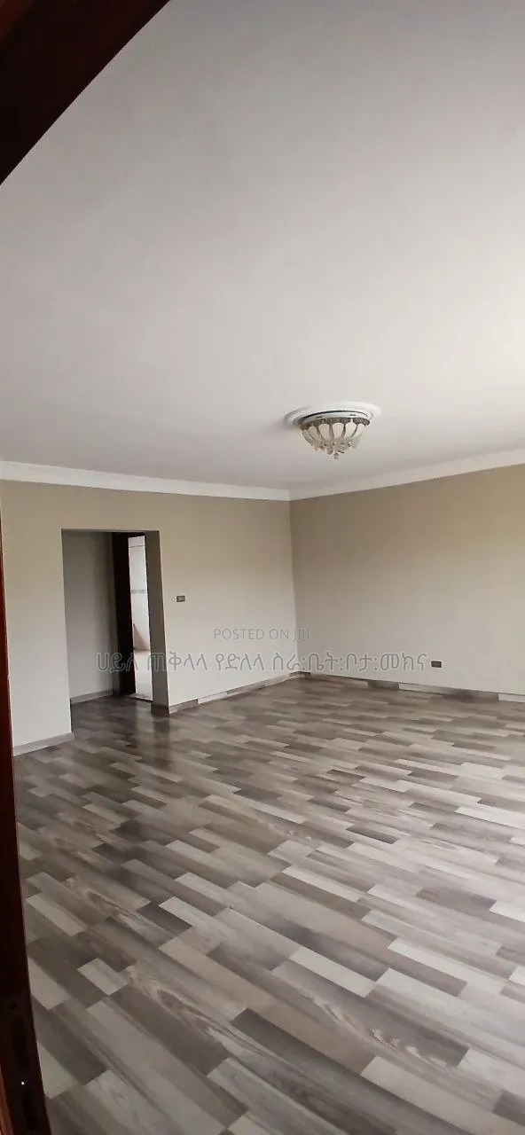 Furnished 6bdrm Townhouse/Terrace in Ccd Real State, Oromia-Finfinne