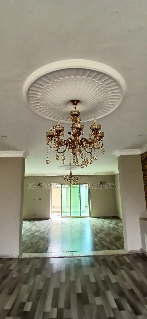 Furnished 6bdrm Townhouse/Terrace in Ccd Real State, Oromia-Finfinne