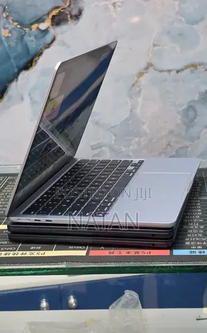 New Laptop Apple MacBook Air 2025 M4 16GB Apple M4 SSD 256GB