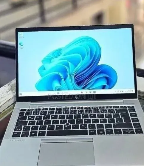 New Laptop HP EliteBook 840 G8 16GB Intel Core i5 SSD 512GB