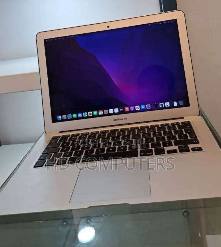 New Laptop Apple MacBook Air 2017 8GB Intel Core i5 SSD 256GB