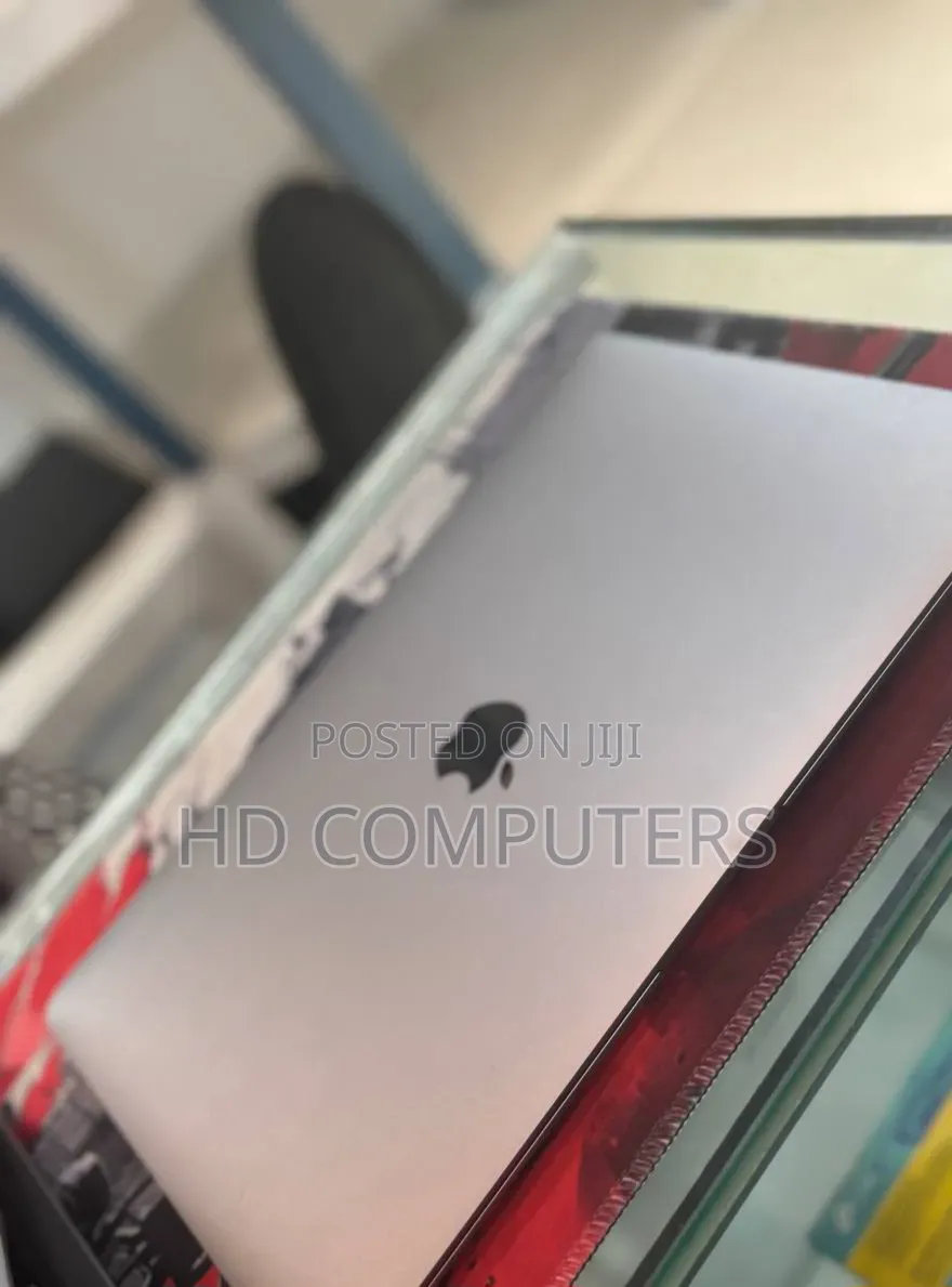 New Laptop Apple MacBook Air 2017 8GB Intel Core i5 SSD 256GB