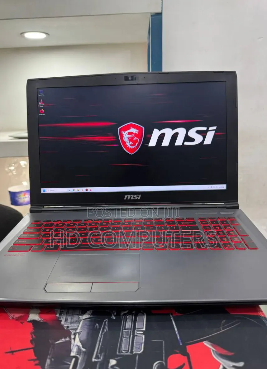 Laptop MSI CR430 8GB Intel Core i5 SSD 256GB
