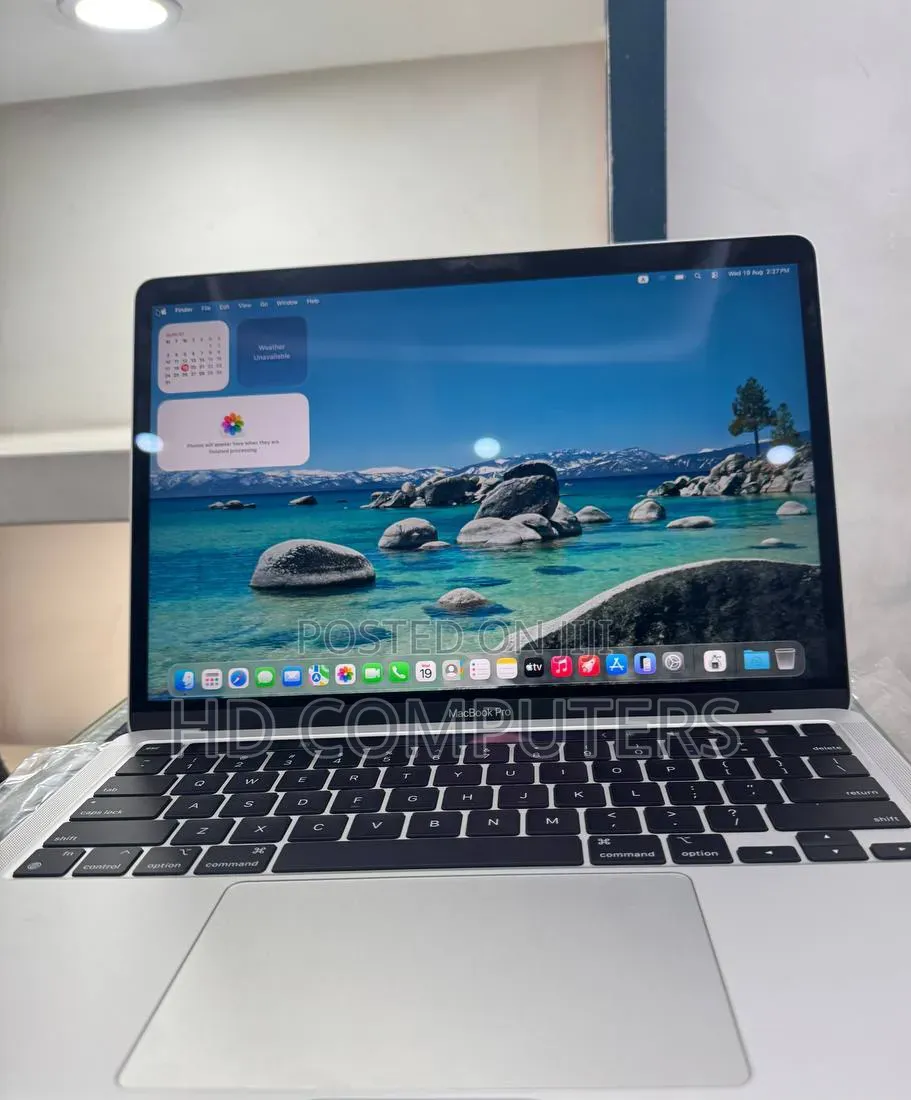 New Laptop Apple MacBook 2020 16GB Apple M1 SSD 1T