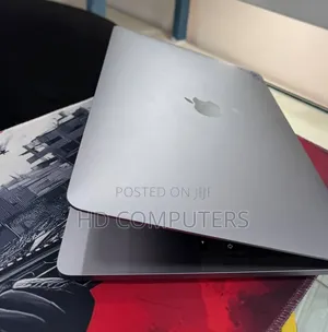 New Laptop Apple MacBook Air 2020 M1 8GB Apple M1 SSD 256GB