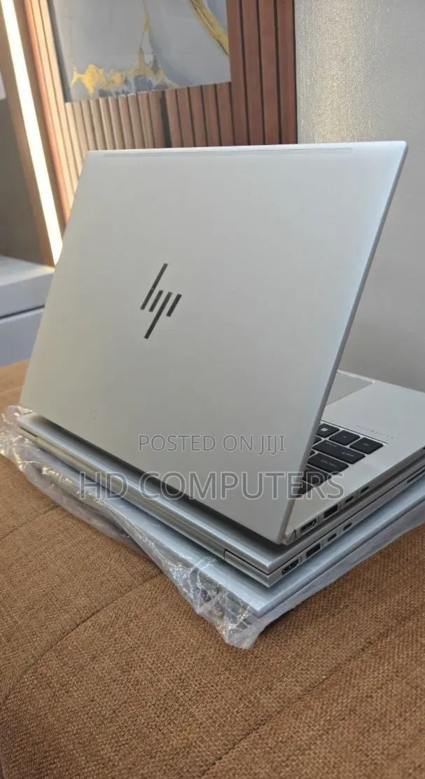 New Laptop HP EliteBook 845 G10 16GB AMD Ryzen 5 SSD 512GB