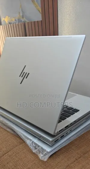 New Laptop HP EliteBook 845 G10 16GB AMD Ryzen 5 SSD 512GB