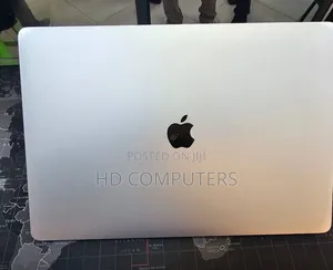 New Laptop Apple MacBook Pro 2019 32GB Intel Core i7 SSD 512GB