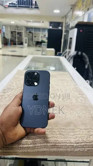 Apple iPhone 15 Pro 128 GB Blue