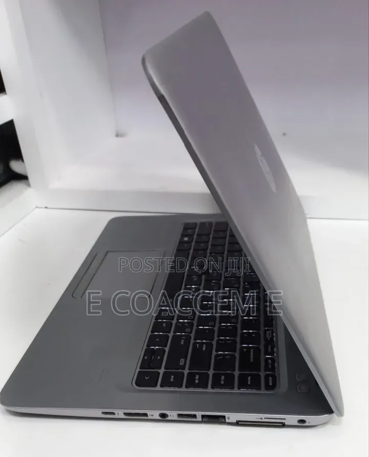 New Laptop HP 8GB Intel Core i5 SSD 256GB