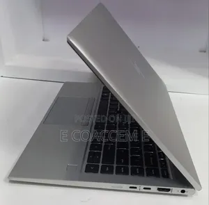 New Laptop HP 16GB AMD Ryzen 5 SSD 512GB