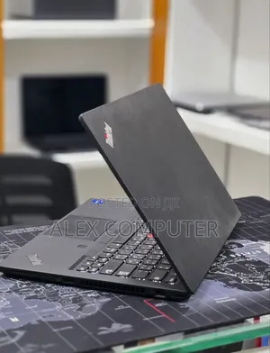 New Laptop Lenovo ThinkPad T14 G2 16GB Intel Core i7 SSD 512GB