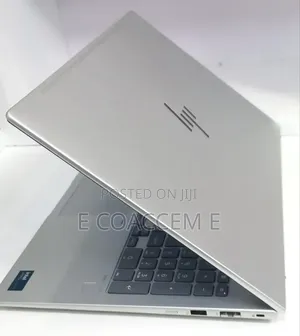 New Laptop HP EliteBook 660 G11 16GB Intel Core Ultra 7 SSD 512GB