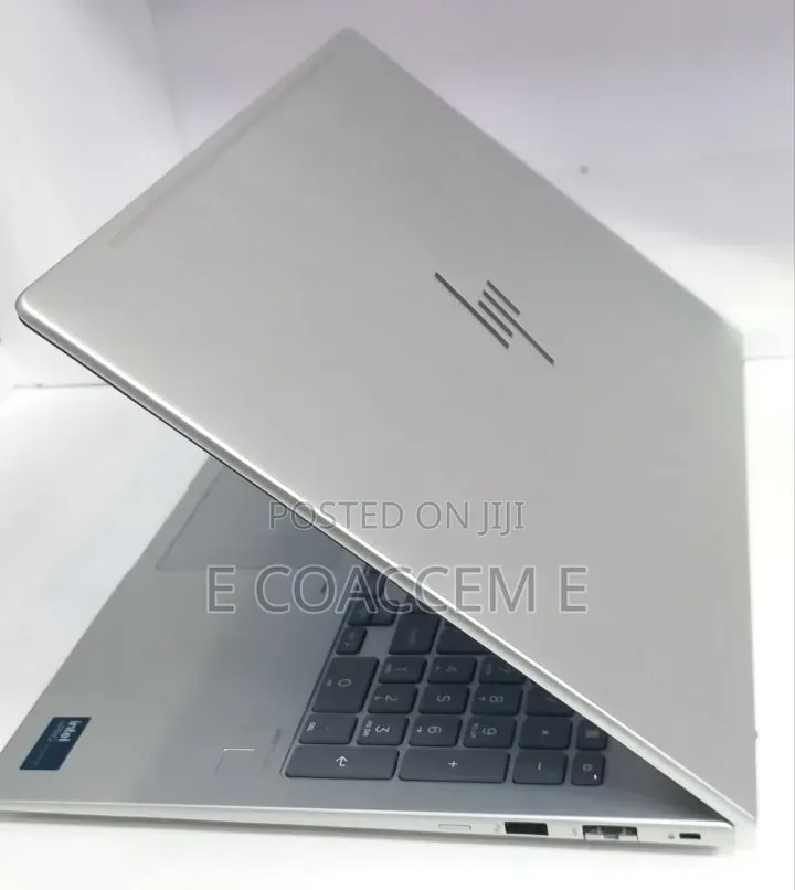 New Laptop HP EliteBook 660 G11 16GB Intel Core Ultra 7 SSD 512GB