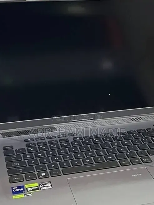 New Laptop Asus ROG Strix G15 16GB Intel Core i9 SSD 1T