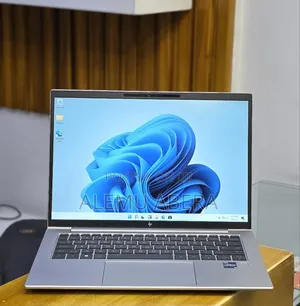 New Laptop HP EliteBook 840 G10 16GB Intel Core i7 SSD 512GB