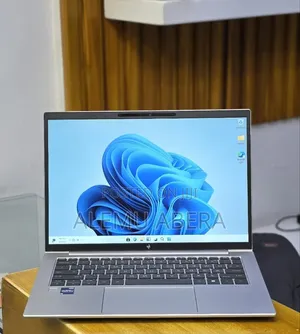 New Laptop HP EliteBook 840 G10 16GB Intel Core i7 SSD 512GB