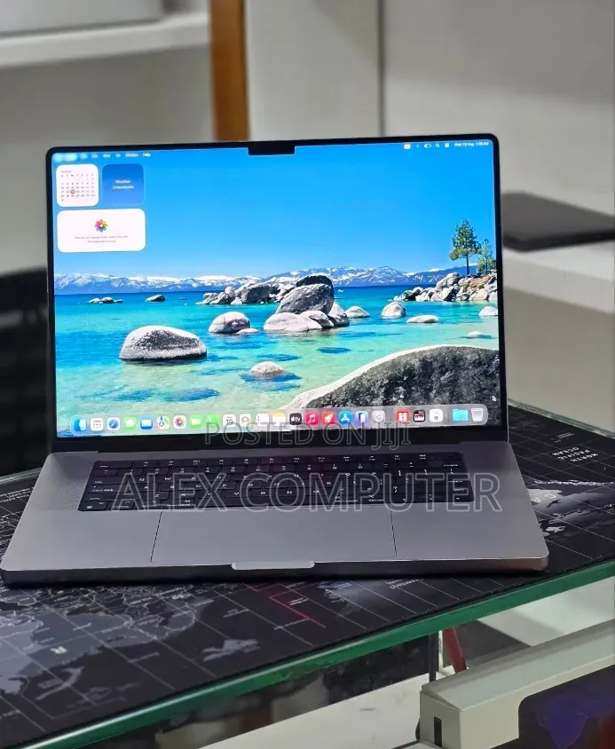 New Laptop Apple MacBook Pro 2023 M2 16GB Apple M2 SSD 512GB