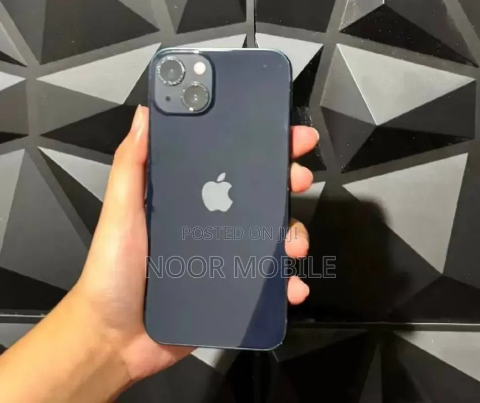 New Apple iPhone 13 256 GB Black