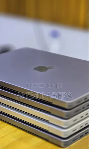 New Laptop Apple MacBook Pro 2021 M1 16GB Apple M1 Pro SSD 512GB