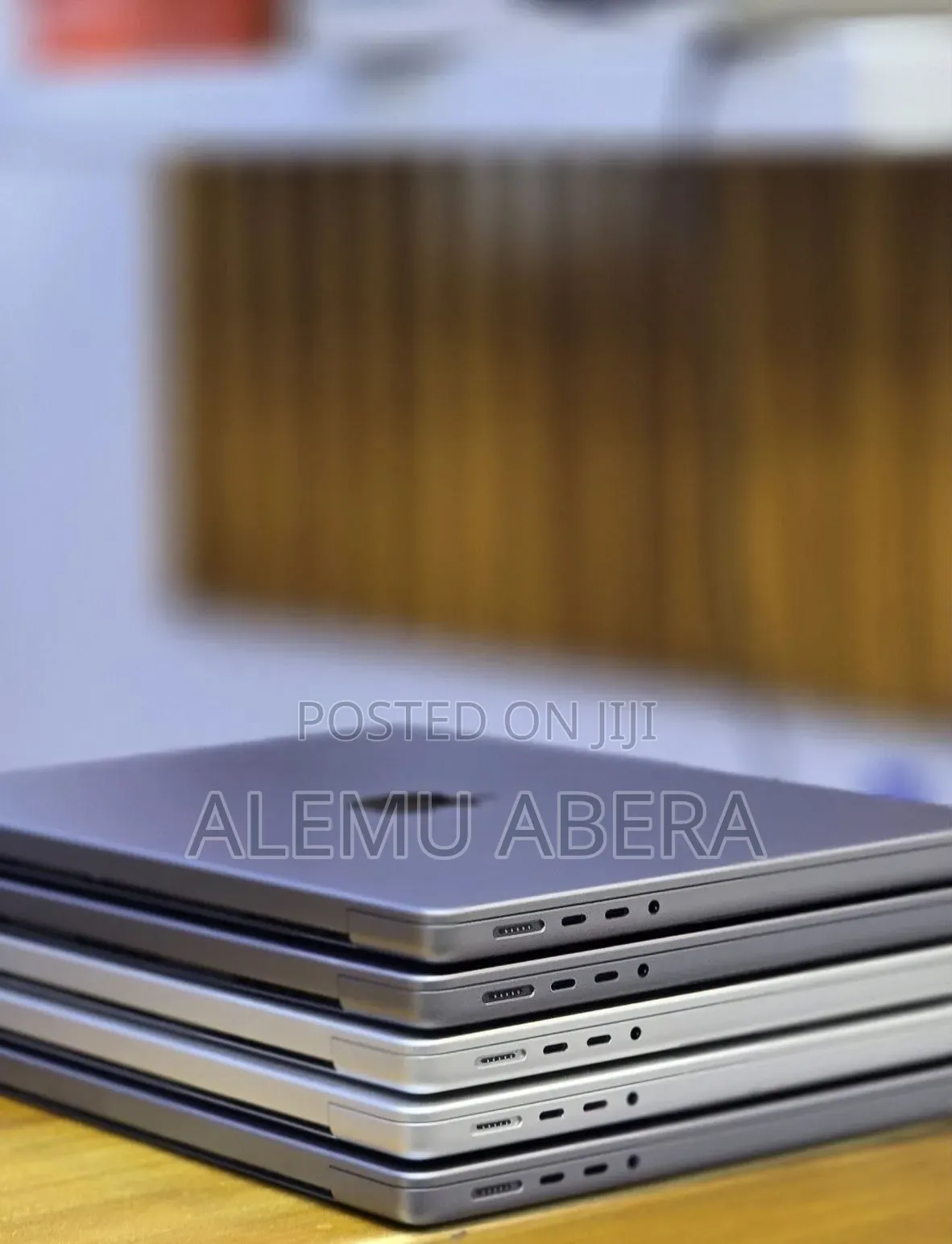 New Laptop Apple MacBook Pro 2021 M1 16GB Apple M1 Pro SSD 512GB
