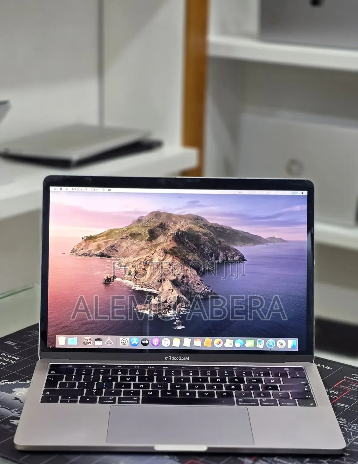 New Laptop Apple MacBook Pro 2019 16GB Intel Core i7 SSD 512GB