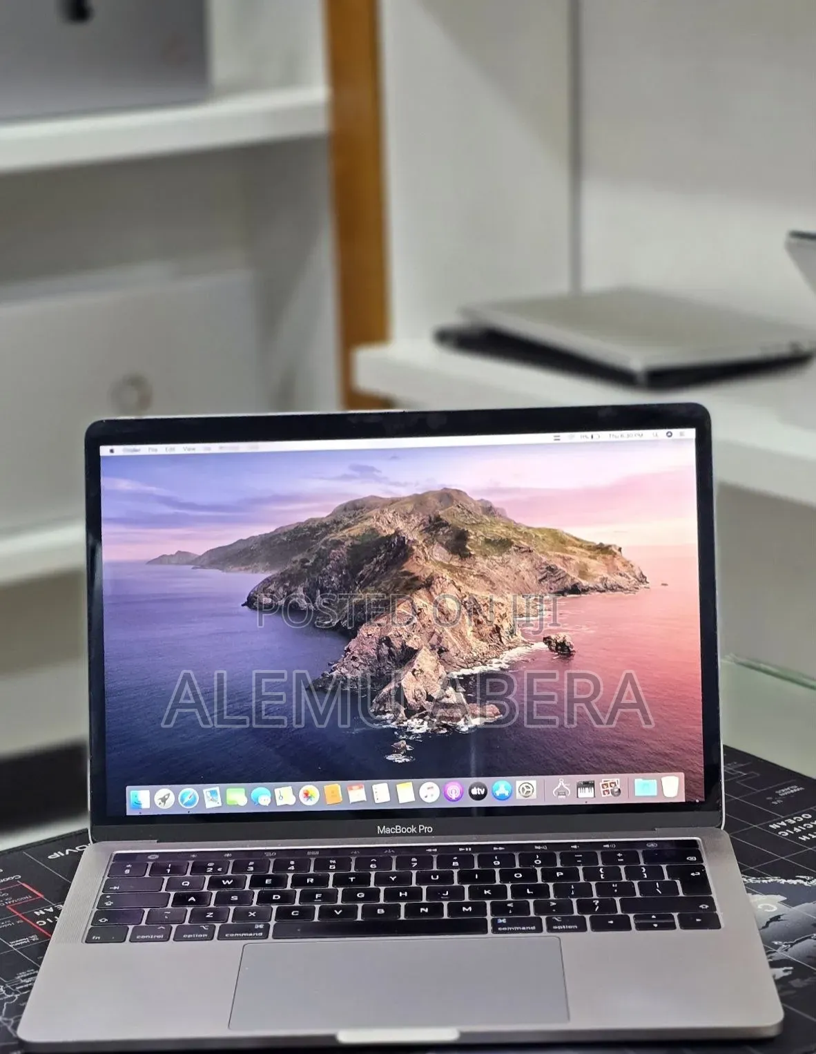 New Laptop Apple MacBook Pro 2019 16GB Intel Core i7 SSD 512GB