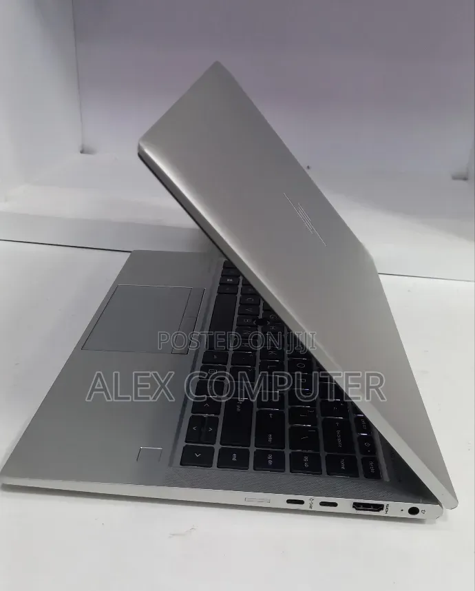 New Laptop HP EliteBook 845 G8 16GB AMD Ryzen 5 SSD 512GB