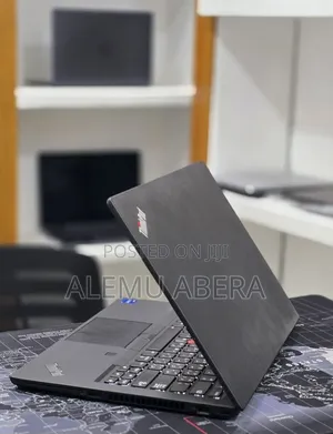 New Laptop Lenovo ThinkPad T14 16GB Intel Core i7 SSD 512GB