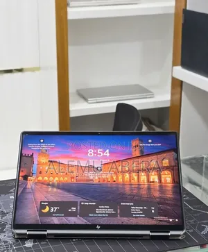 New Laptop HP Spectre 16GB Intel Core i7 SSD 512GB