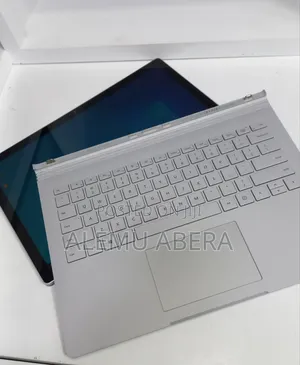 New Laptop Microsoft Surface Book 2 16GB Intel Core i7 SSD 512GB