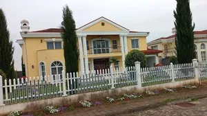 Furnished 3bdrm House in Bole for sale