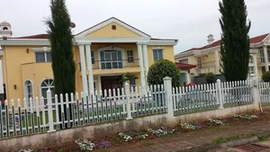 Furnished 3bdrm House in Bole for sale