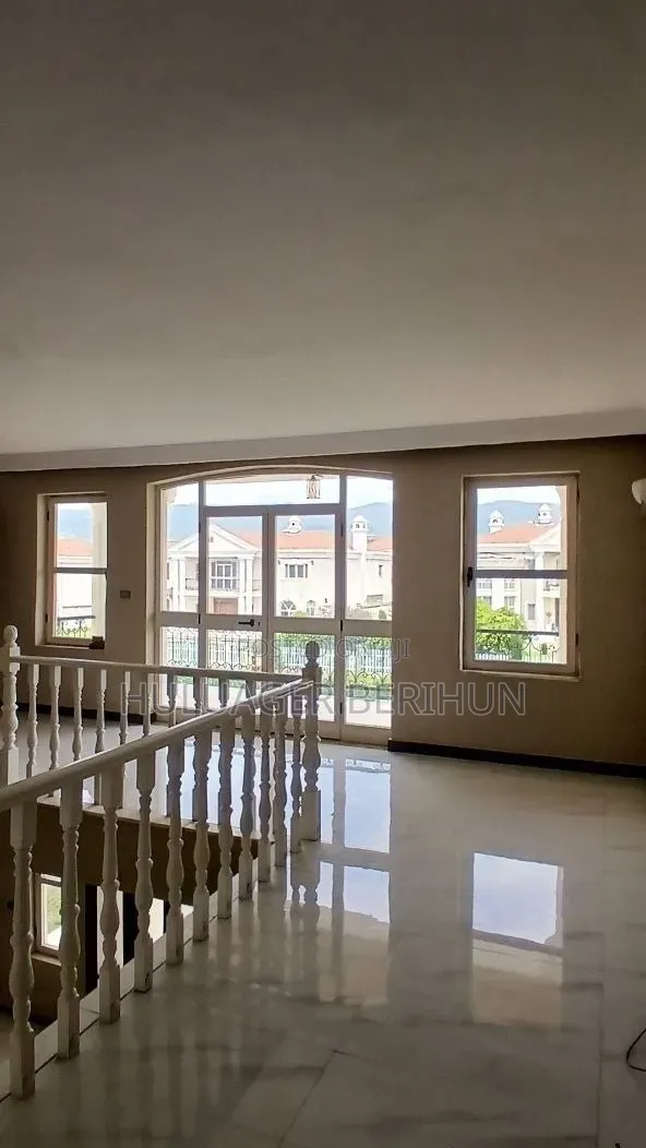 Furnished 3bdrm House in Bole for sale