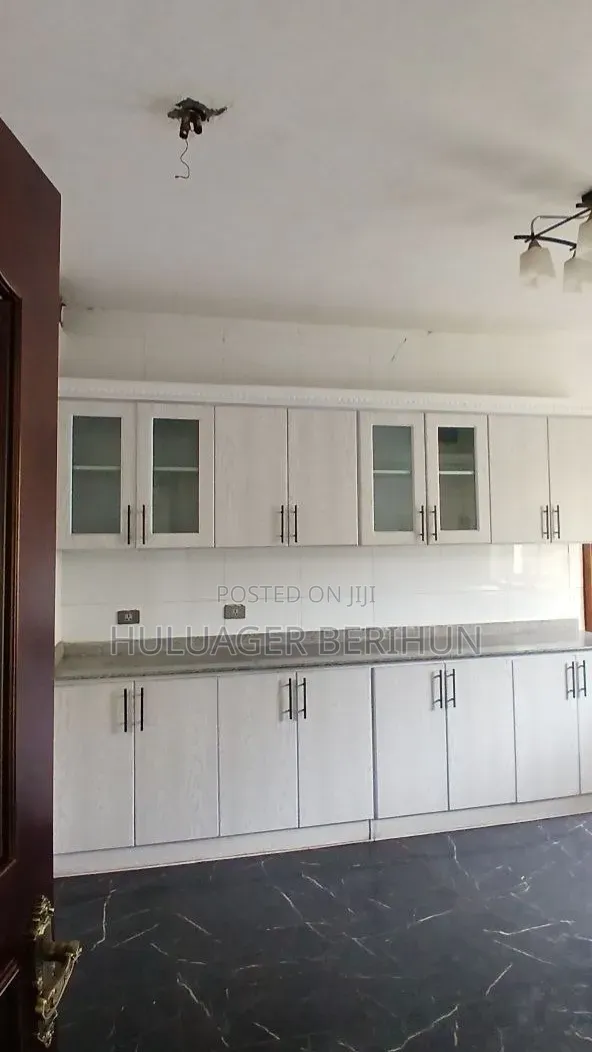 Furnished 3bdrm House in Bole for sale